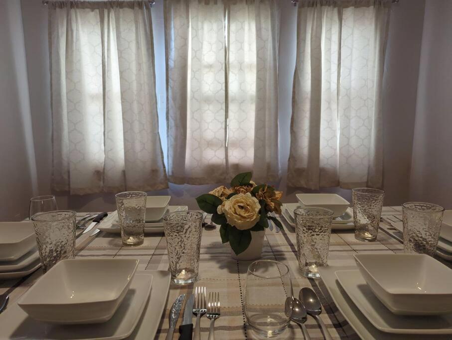 Urban Oasis At Falls 3 Beds Slips 6 نياغارا فالس، نيويورك المظهر الخارجي الصورة